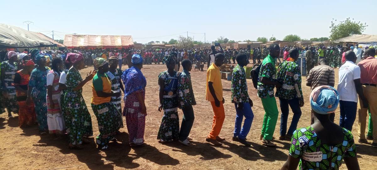 Buamu Laa community members dancing at the New Testament dedication.